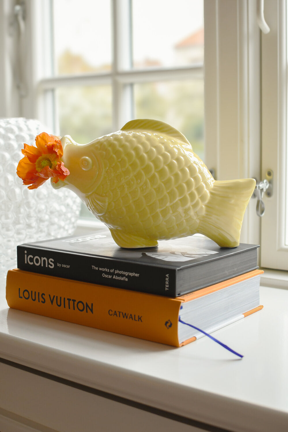 Fiske vase liggende, gul - 24,5cm